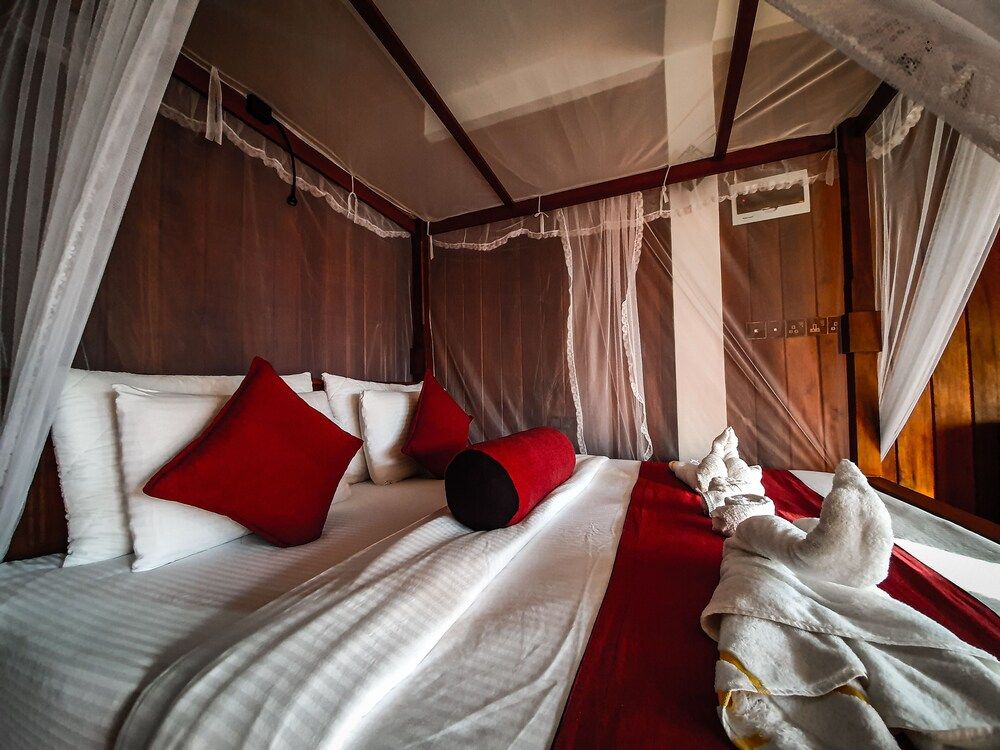 Hotel Levon Deluxe Double or Twin Room 5