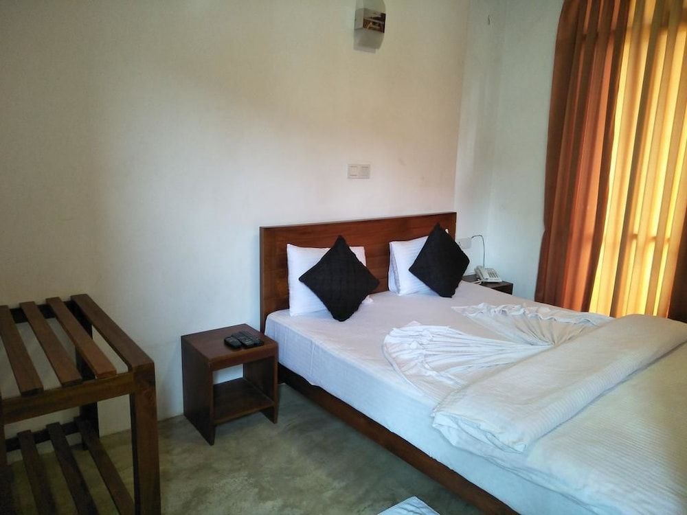 Hikers Lodge Ella Standard Double Room 4