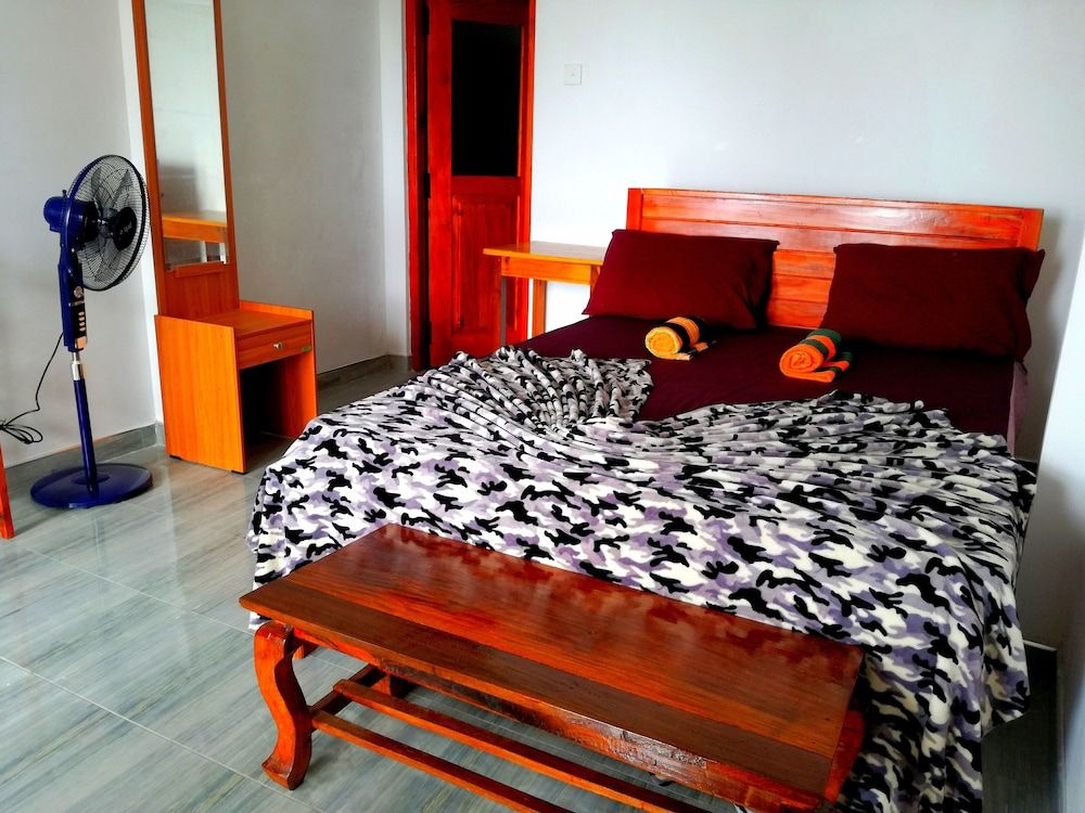 undefined The Kanro Ella 2