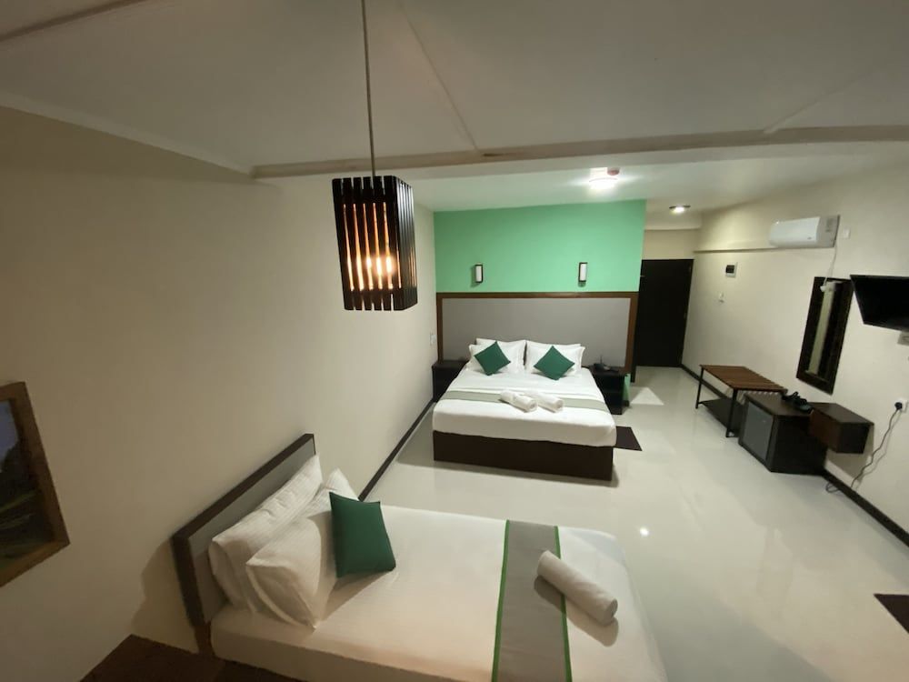 O2 Ella Deluxe Triple Room, 1 Bedroom 3