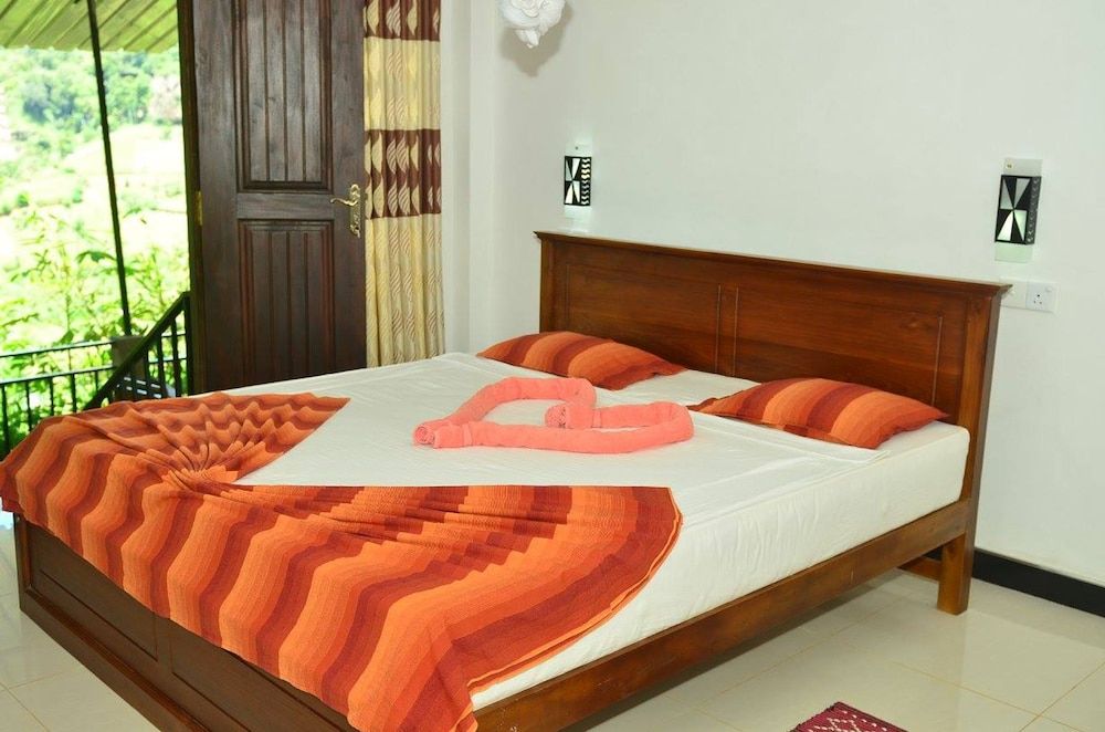 Dimuthu homestay ella Deluxe Twin Room 6