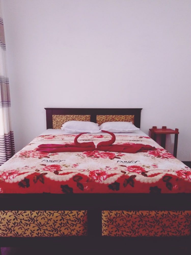 undefined Rockvila Guest House 8