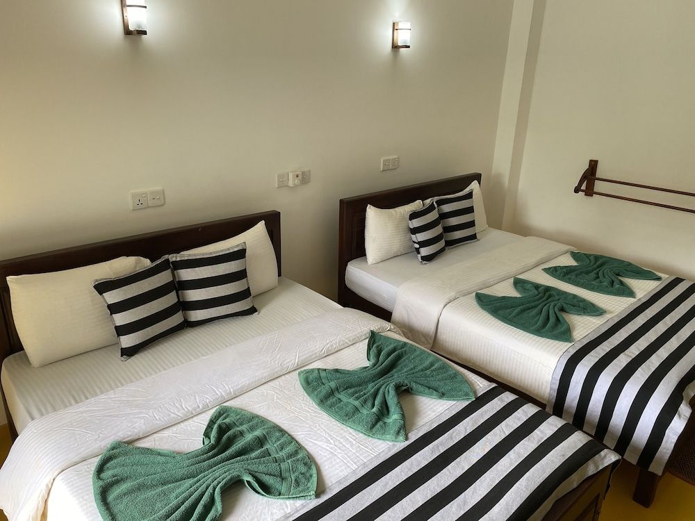 undefined Misty Elegance Ella