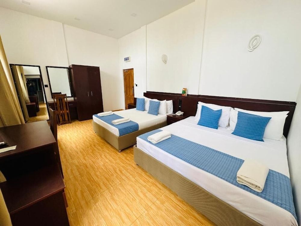 undefined MOI Ella by DBI 6