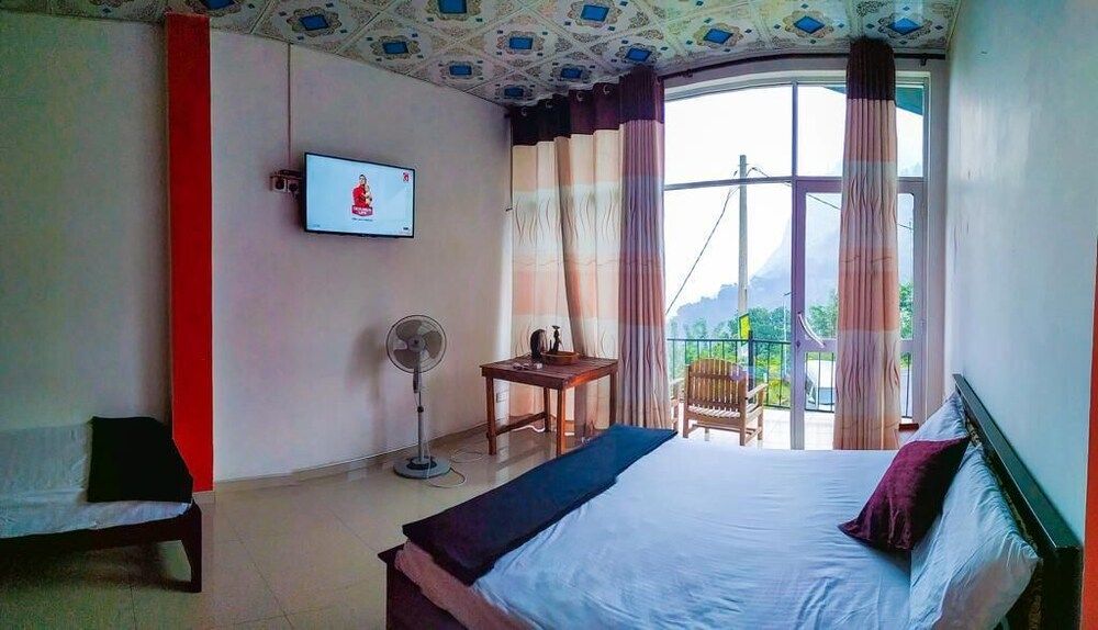 undefined Dewy Arena Hotel