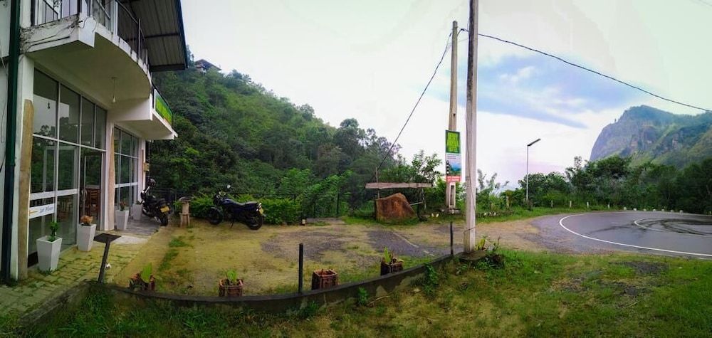 undefined Dewy Arena Hotel 2