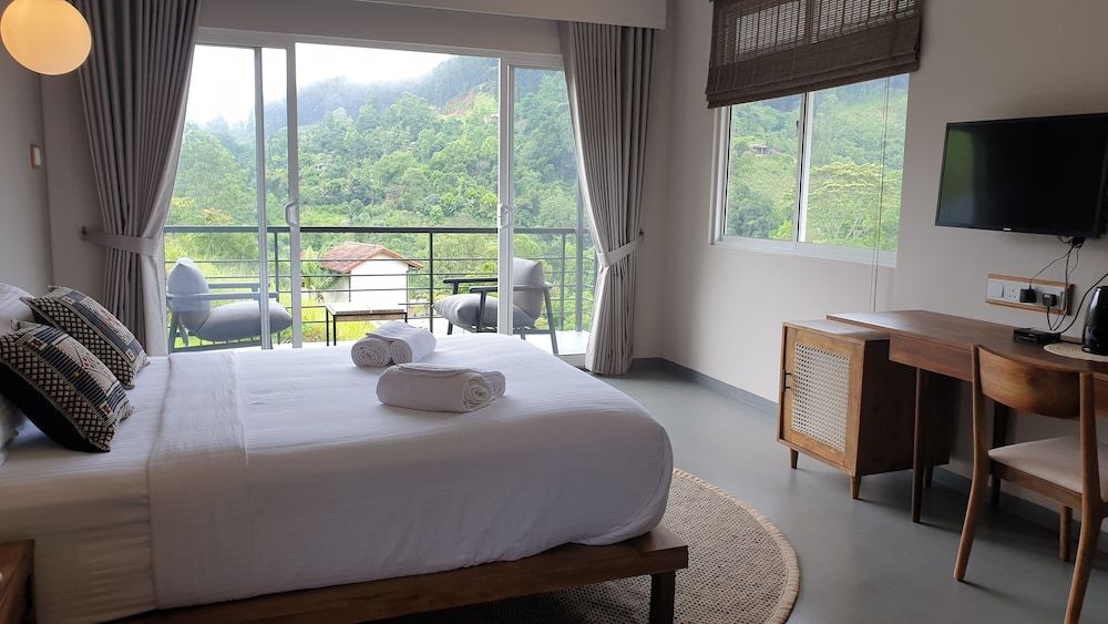 The Cubes Ella Standard Double Room 2