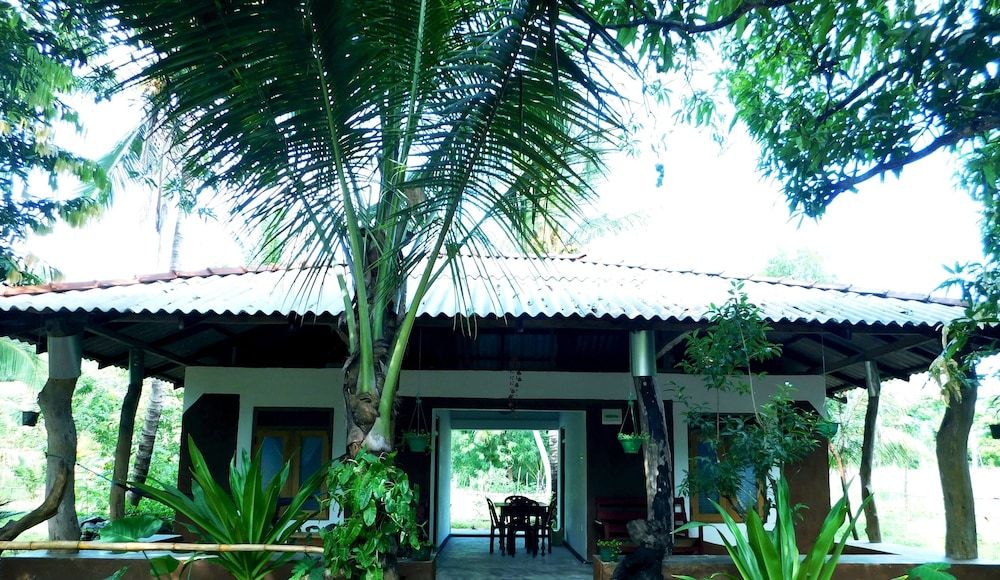Luxury Double Room, 2 Bedrooms, Smoking, Garden View