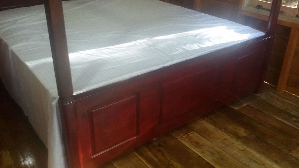 Elephant corridori camping Family Tent, Non Smoking, Mountain View 3