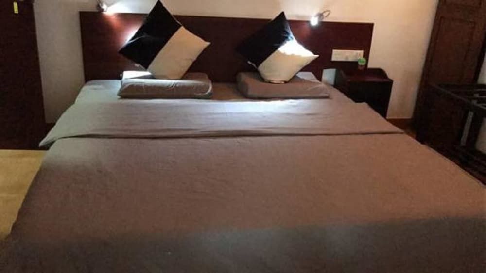 undefined Waves Guest House & Turtle Restaurant 5