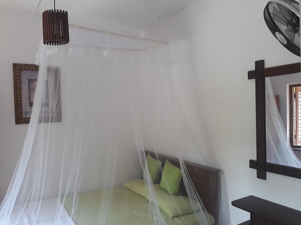 undefined Villa Lagoonedge 3