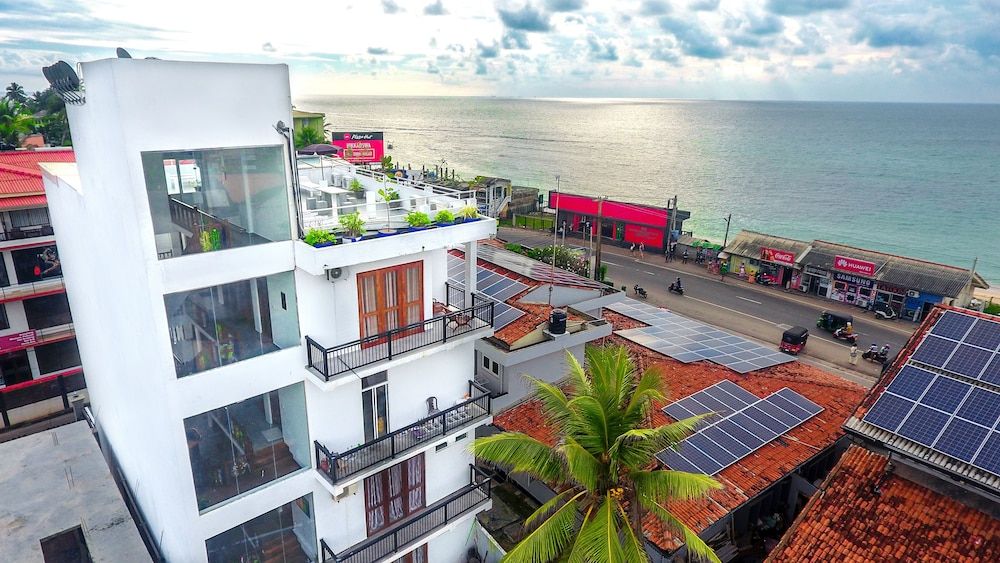 undefined Rominrich 2