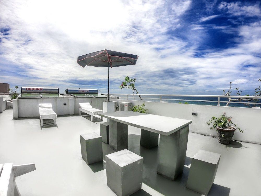 undefined Rominrich 4