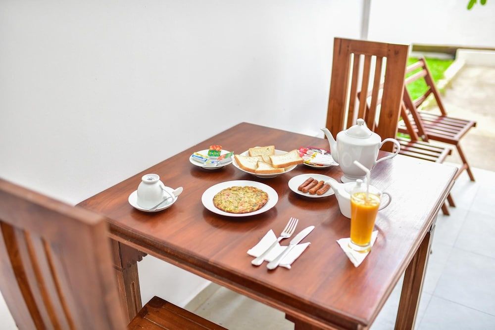 undefined Rominrich 10