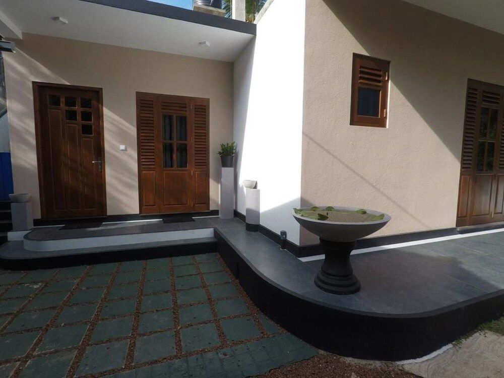 undefined Halcyon Rest 2