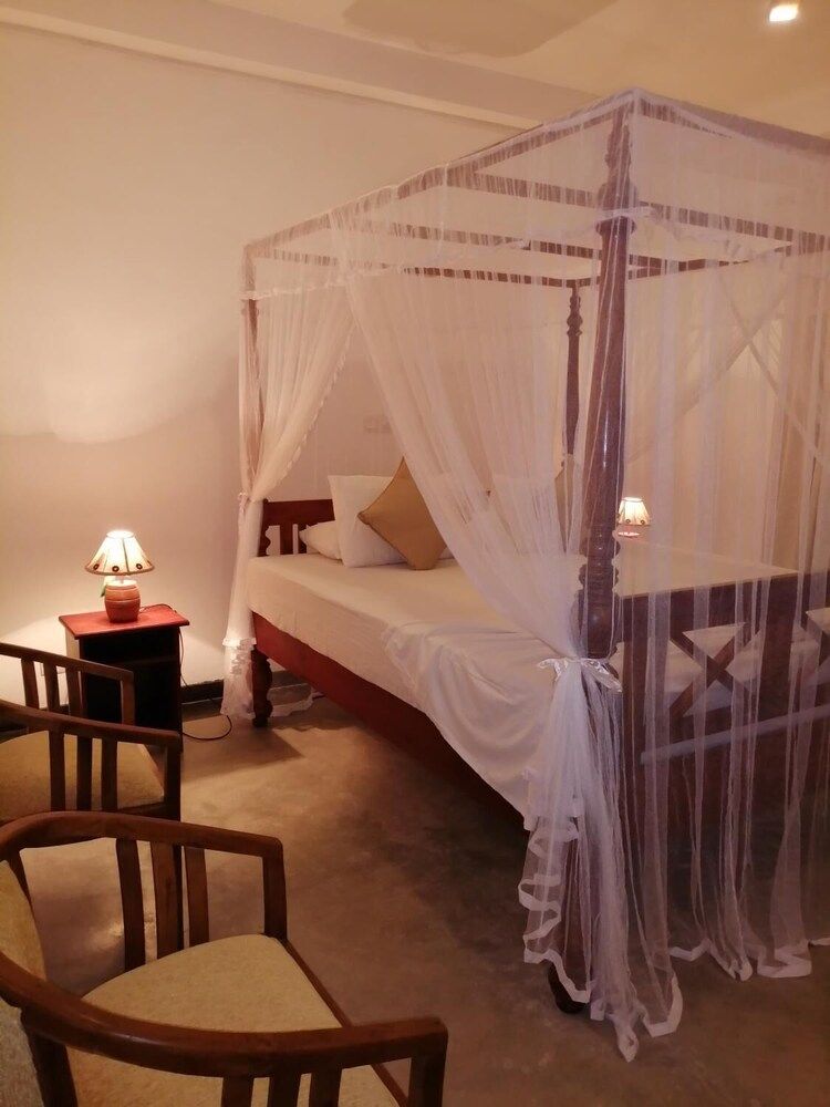 undefined Gura Guest 7