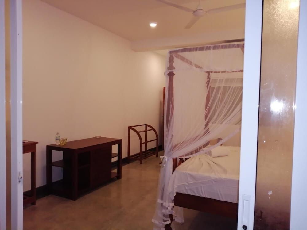 undefined Gura Guest 10