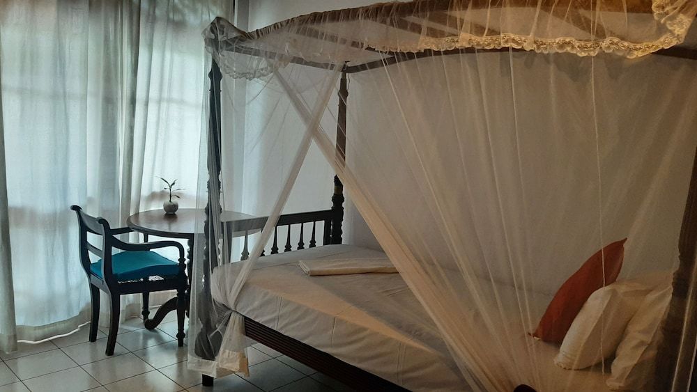 undefined Surf Villa 2