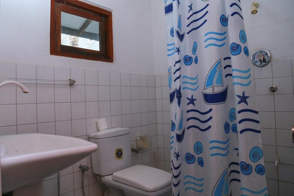 Bright Sunshine Guest House Economy Double Room 6