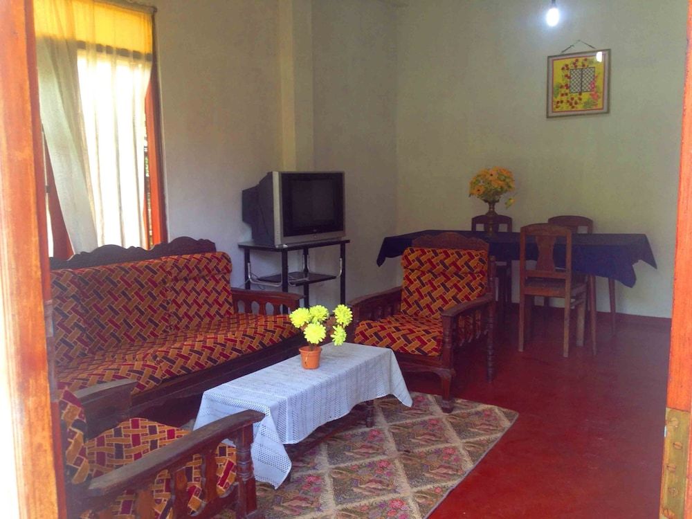 undefined Hikka Green Family House 6