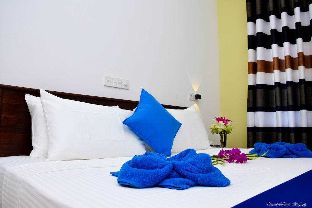 Tenasi Beach Resort Deluxe Double Room, 1 King Bed, Garden View 2
