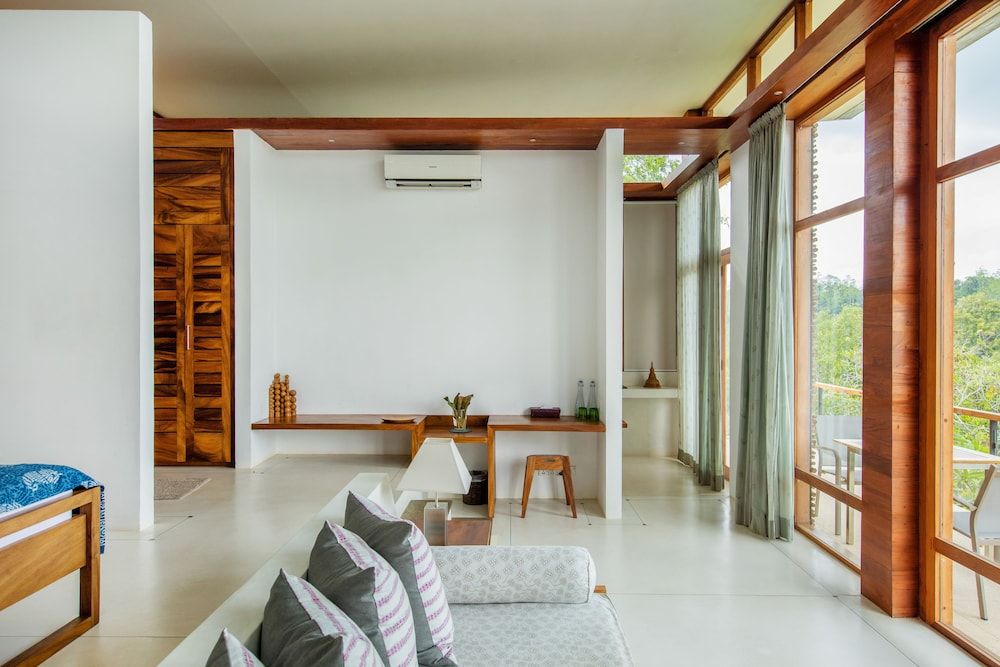 Tri by Amaya Lake Villa with Pool 6