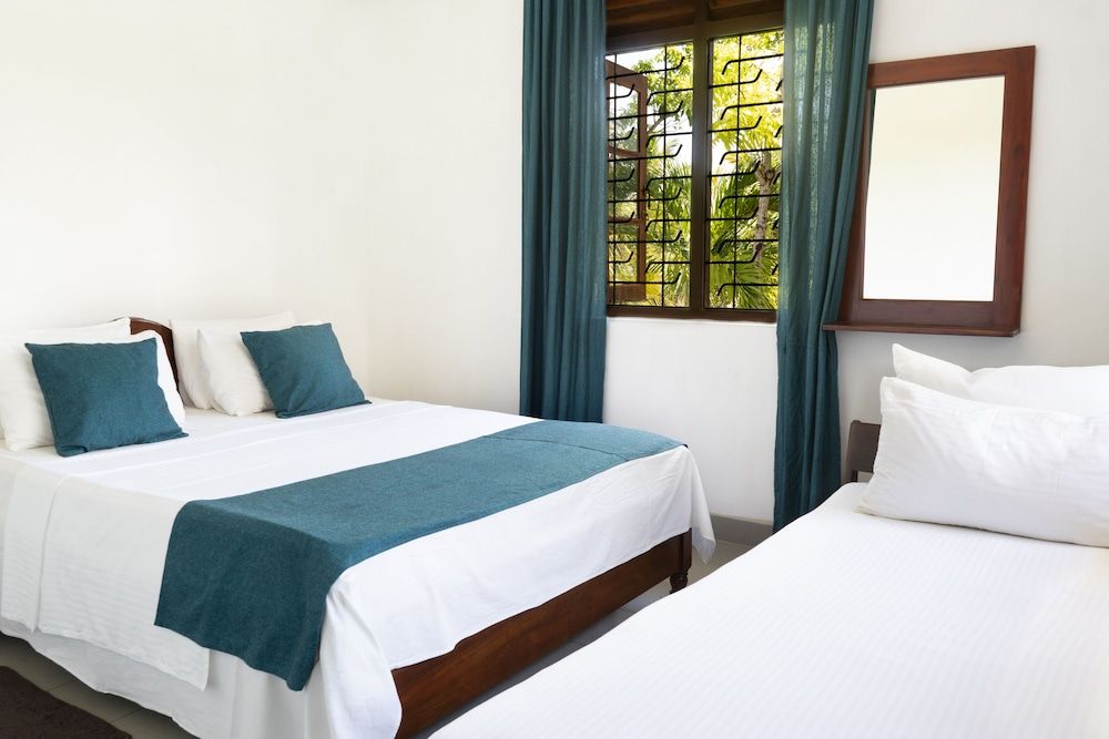 Standard Triple Room, 1 Bedroom, Non Smoking, Garden View