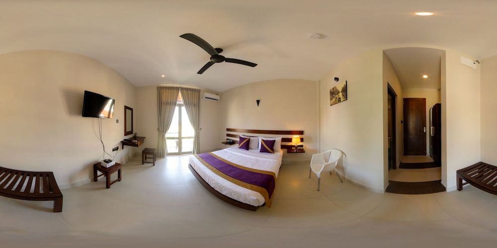 Hive 68 - Hotel and Resorts Negombo Deluxe Room, 1 Double Bed 2