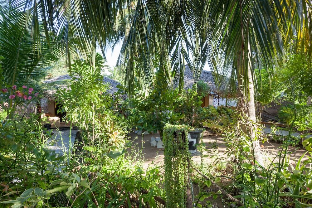 De Silva Windresort Kalpitiya Traditional Bungalow, 1 Queen Bed, Non Smoking 4