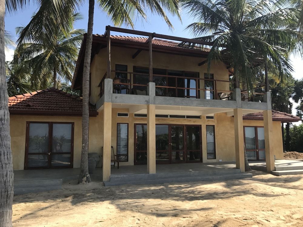 Kitelantis Hotel and Resort