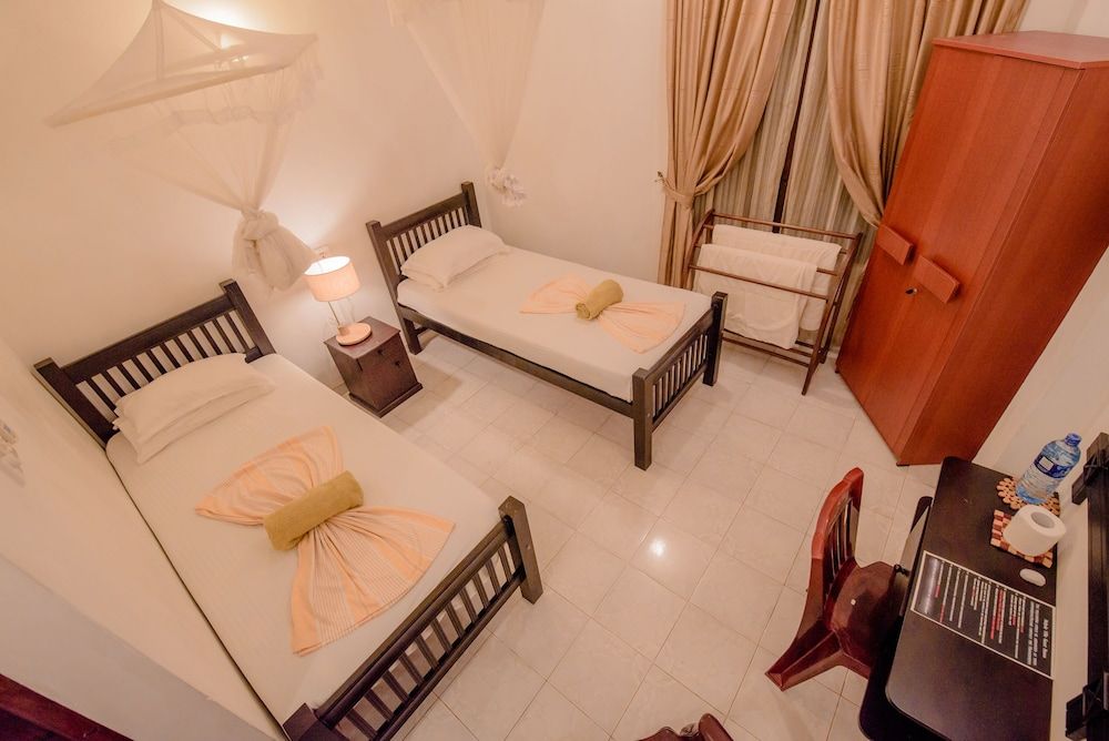 Muhsin Villa Twin Room 22