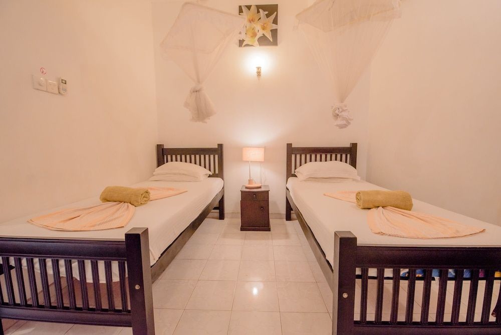Muhsin Villa Twin Room 4