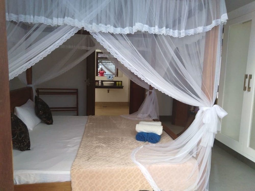 undefined Niluka Stay Home 4