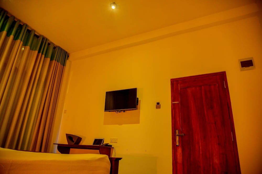 Villa Canaya Standard Room with Fan 10