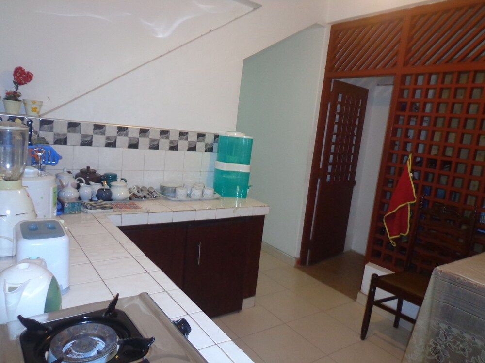 Brown's Edge Residence Standard Double Room 5