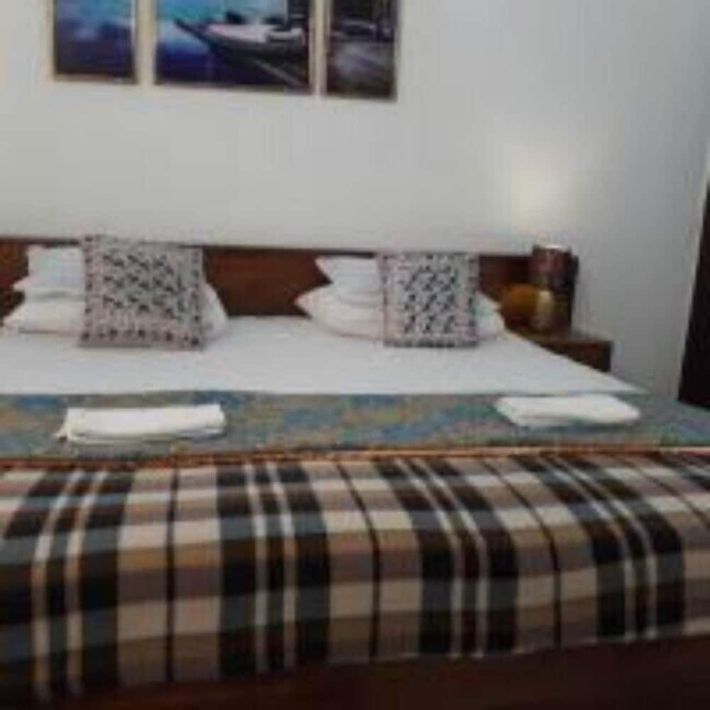 undefined Lighthouse Guest 2