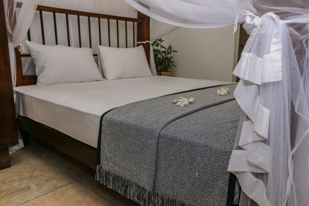Villa Rosa Blanca - White Rose Family Room 3