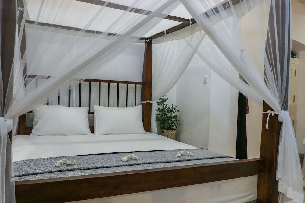 Villa Rosa Blanca - White Rose Family Room 5