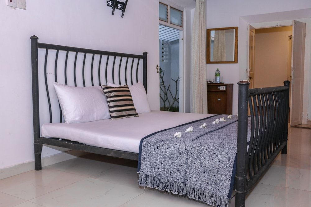 Villa Rosa Blanca - White Rose Double Room, Courtyard View