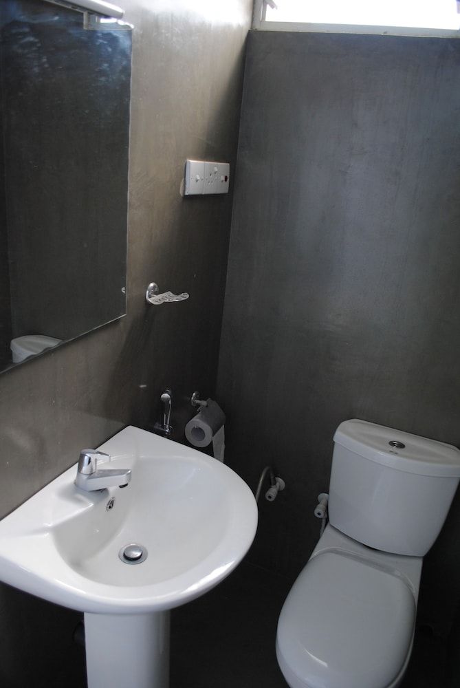 DSK Galle Apartments Basic Room, 1 Double Bed 2