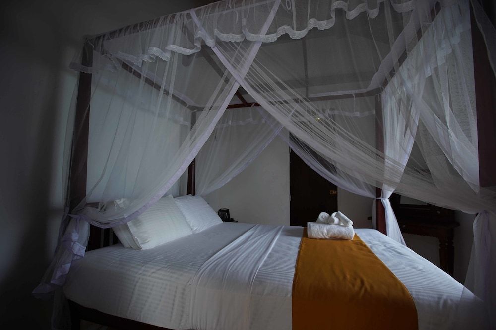 undefined Kapugedara297 5