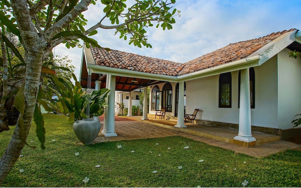 undefined Kapugedara297 7