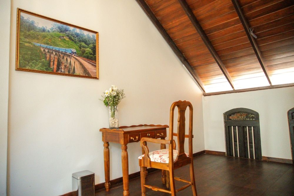 Dutch Wall Family Room, Multiple Beds 15