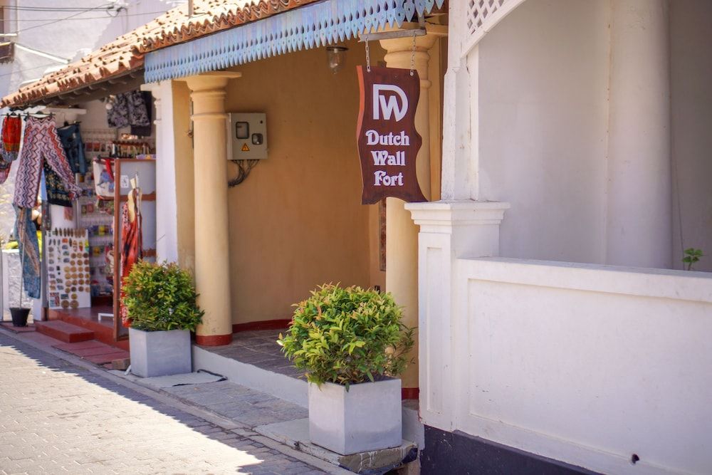 undefined Dutch Wall 5