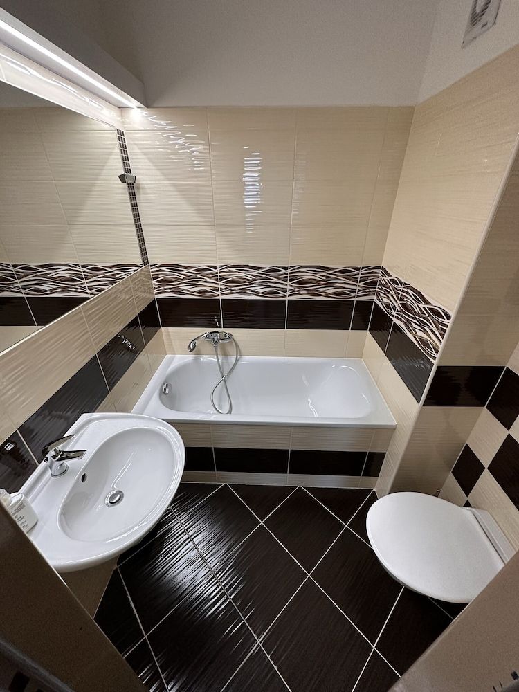 Hotel N Triple Room 3