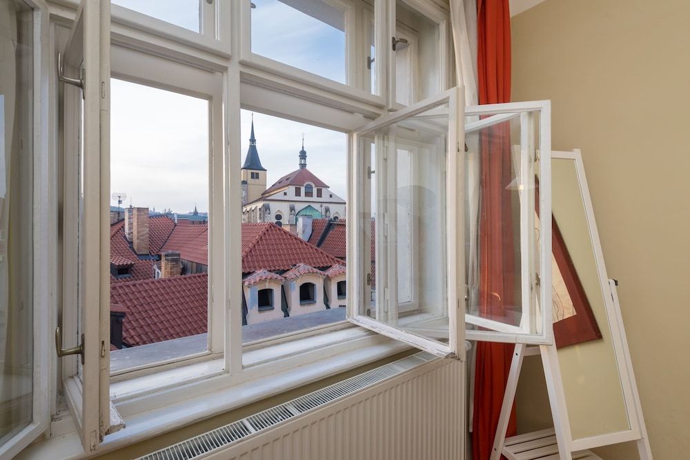 Castle View Spacious Apartment Family Apartment, Multiple Beds, Non Smoking 8