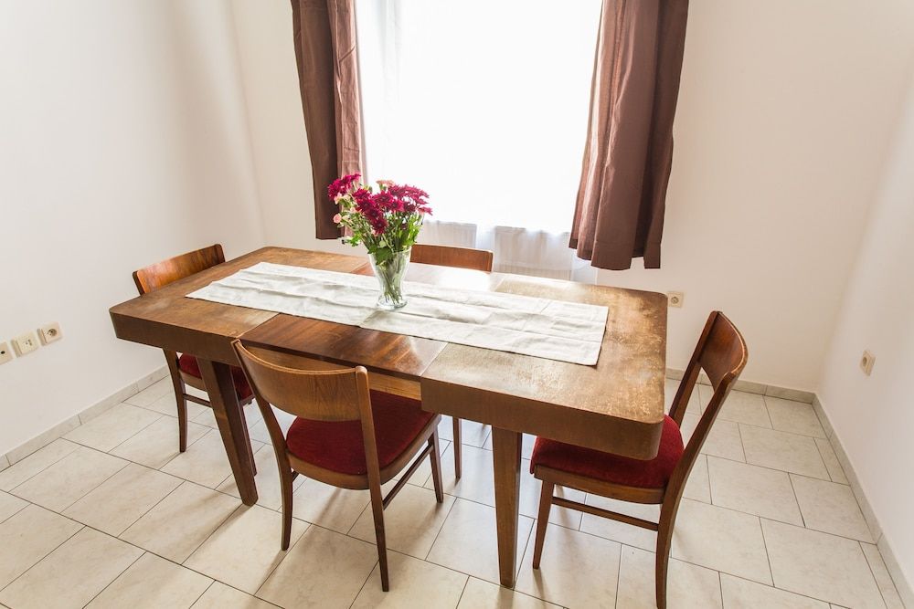 undefined Central Retro Apartment 10