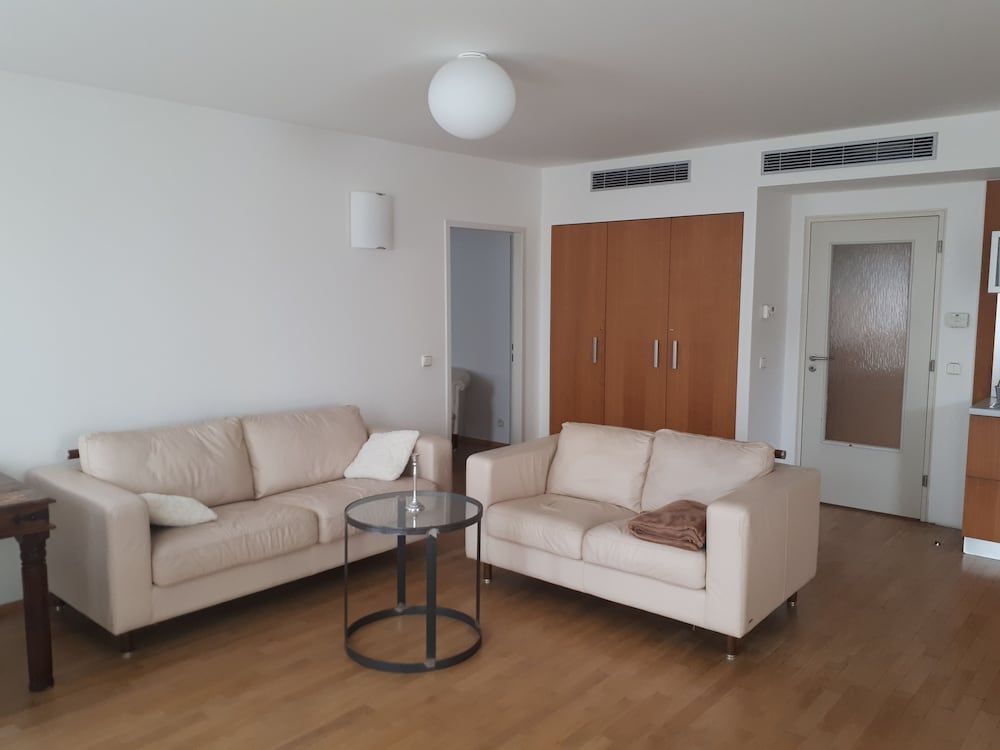 Vaclav Comfort Apartment, 1 King Bed, Balcony, City View 11