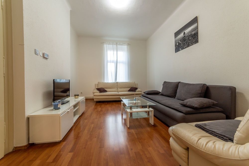 Apartmany LETNA u SPARTY Apartment 4 5