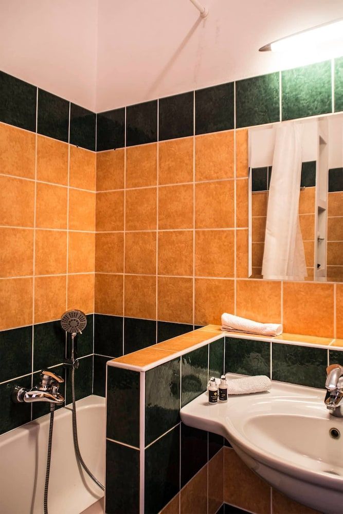 Exclusive Riverside Apartment In Heart Of Prague Exclusive Apartment 15